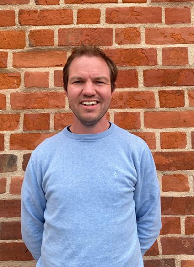 Ian-Johnson-hello-yellow-zespol